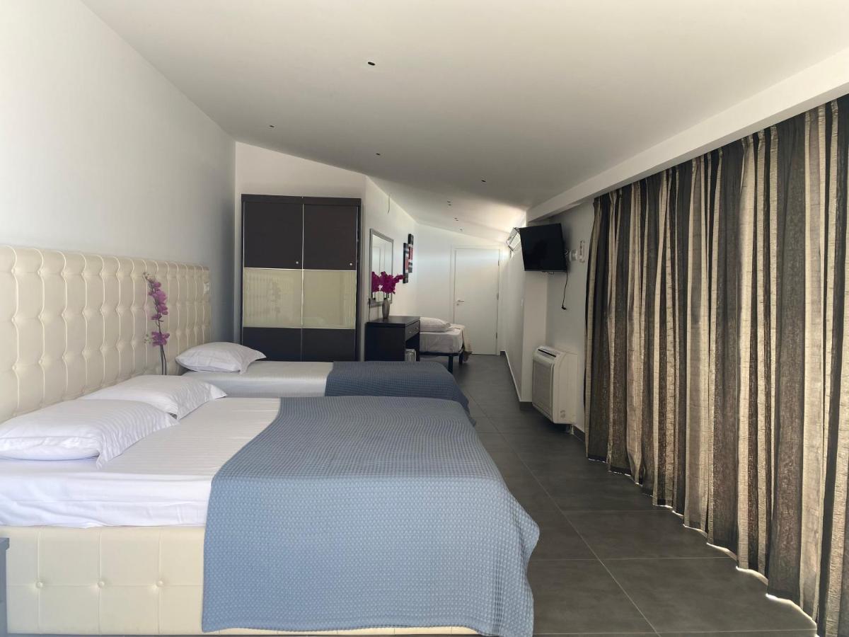 סרנדה Hotel Nertili מראה חיצוני תמונה